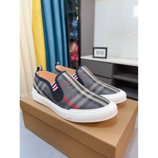 Burberry Low Shoes